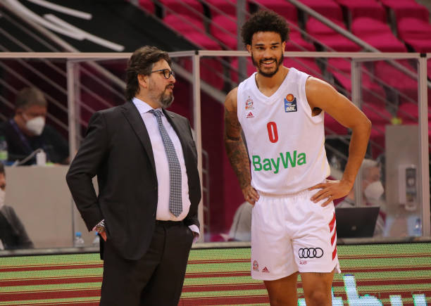 曼联斥资引 曼联斥资引