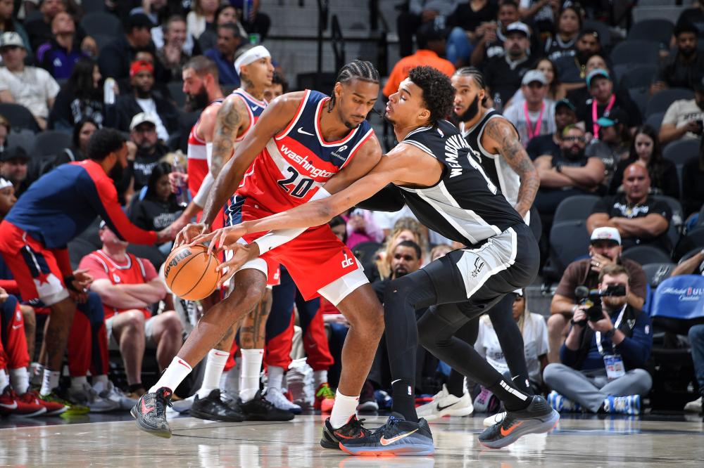 纽卡斯尔的 纽卡斯尔的