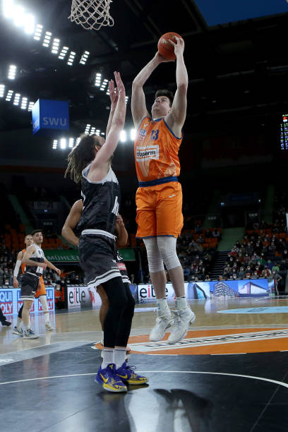 产生显著影 产生显著影